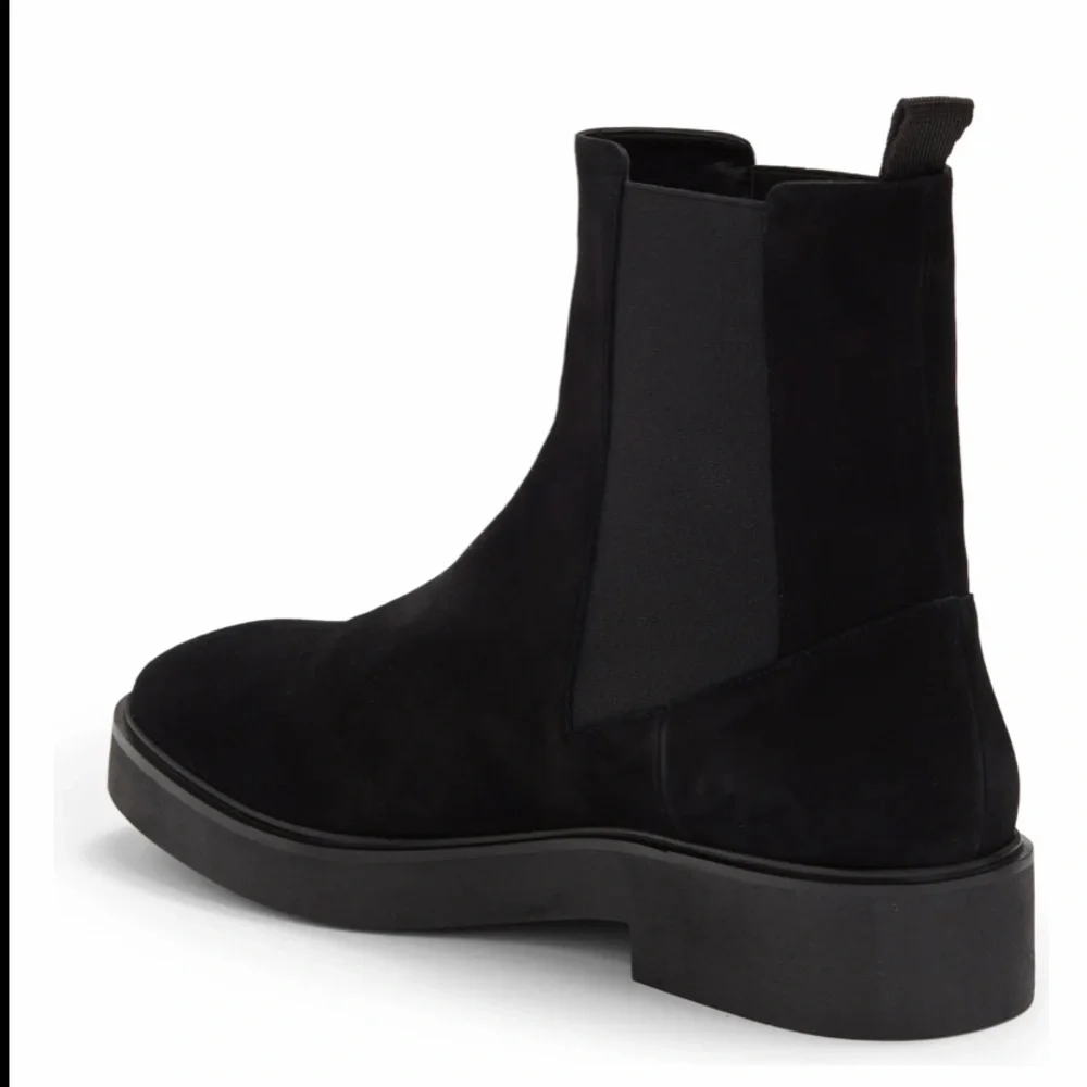 Stuart Weitzman Henley Chelsea Bootie